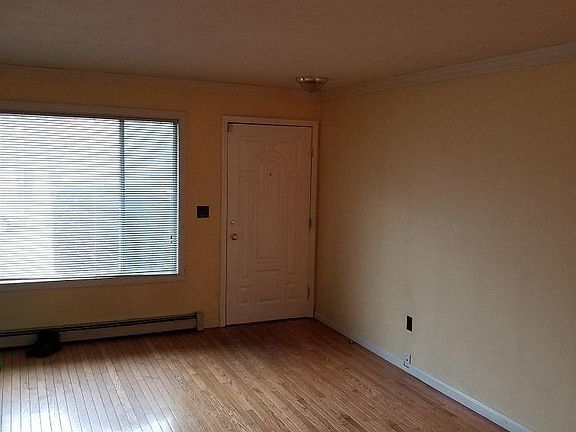 3rd image of 53 Eton Pl