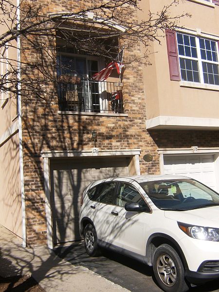 1st image of 176 Brittany Ct