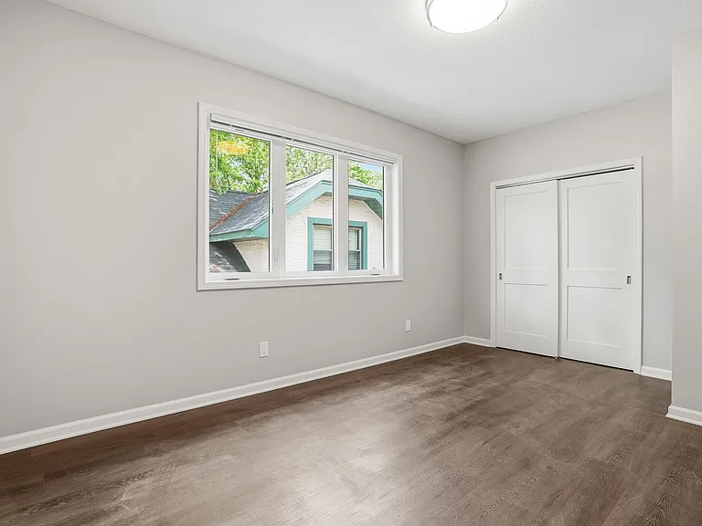 1106 Hawthorne Ave E #1 — Photo 16