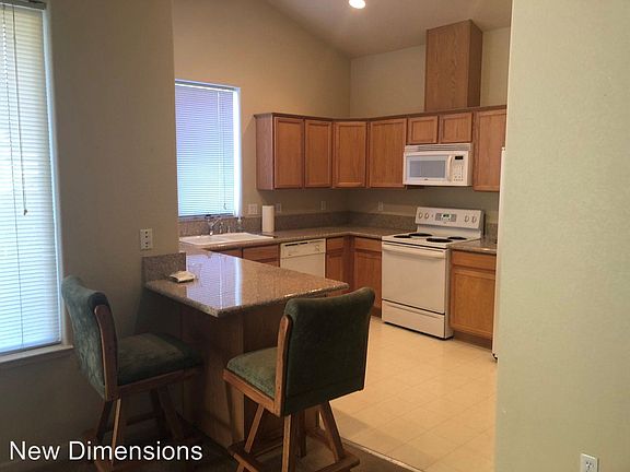 4th image of 5682 Churchill Green Dr