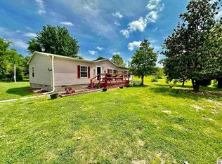 625 Travis Rd, Kuttawa, KY 42055