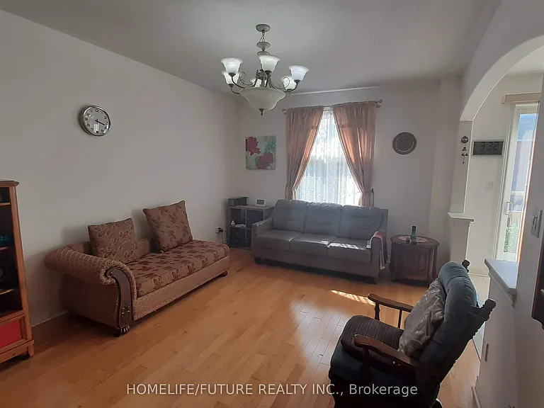 72 Sharon Lee Dr — Photo 4
