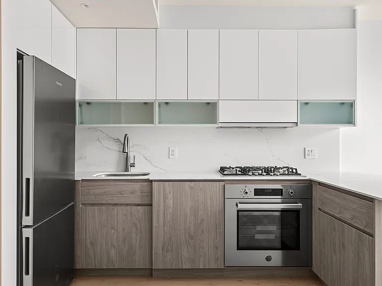 42-62 Hunter St #B9 — Photo 9