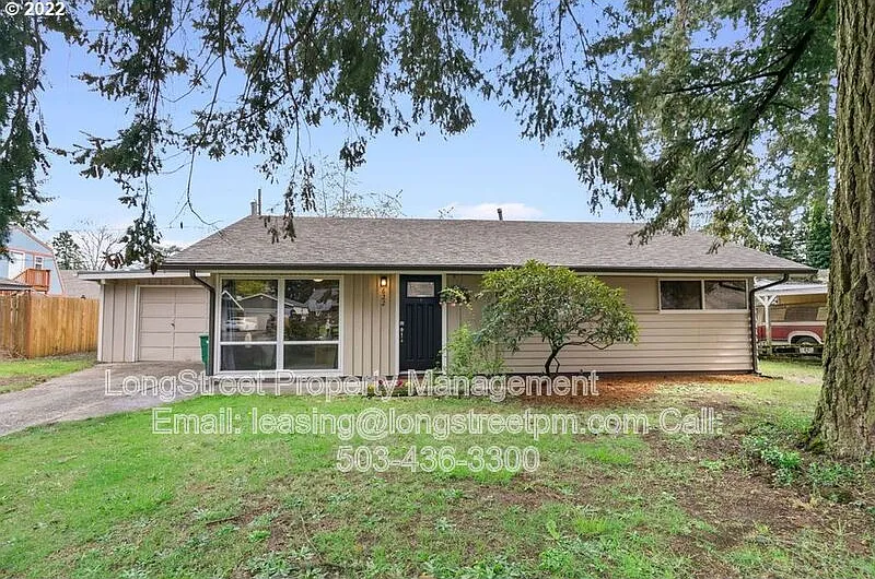 3 bed, 1.0 bath, 1000 sqft, $2,295 — Photo 1