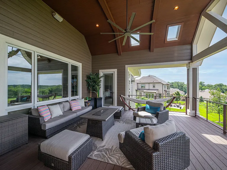1626 Twisted Oak Ct — Photo 4