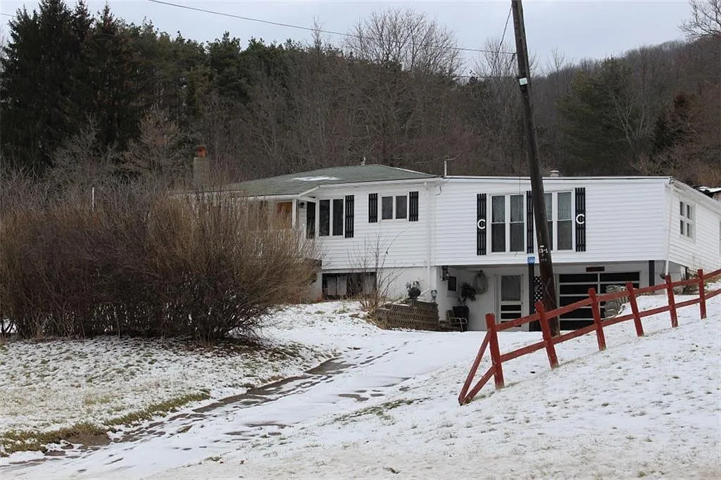 2488 State Route 19 photo 1