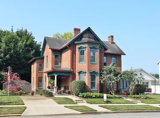 135 E High St, Circleville, OH 43113