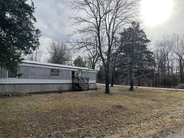 2 San Palos Dr, Cherokee Village, AR 72529