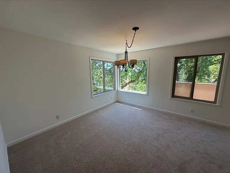 18 Columbine Ln — Photo 9