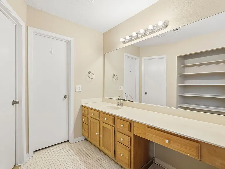 2658 Anthony Hay Ln — Photo 23