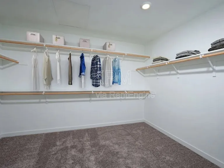 10925 Admiral Cove Way #FRONT — Photo 2