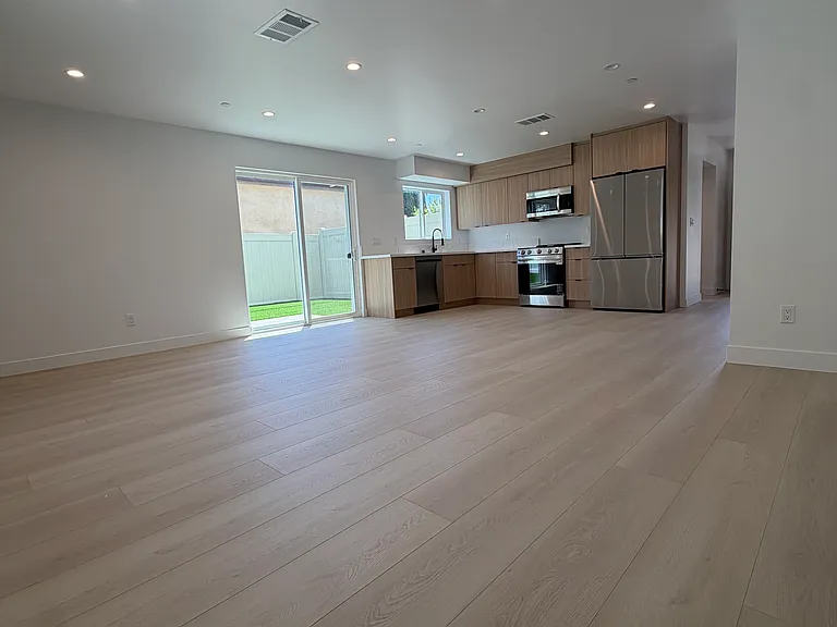 11479 W Erwin St — Photo 6