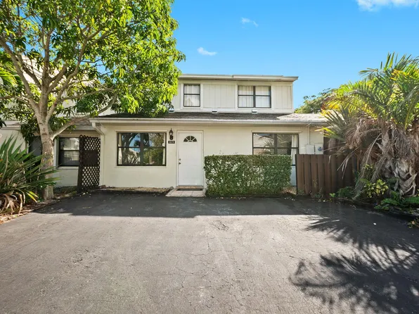 16379 Water Way, Delray Beach, FL 33484