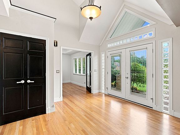 2nd image of 2752 Wendy Dr