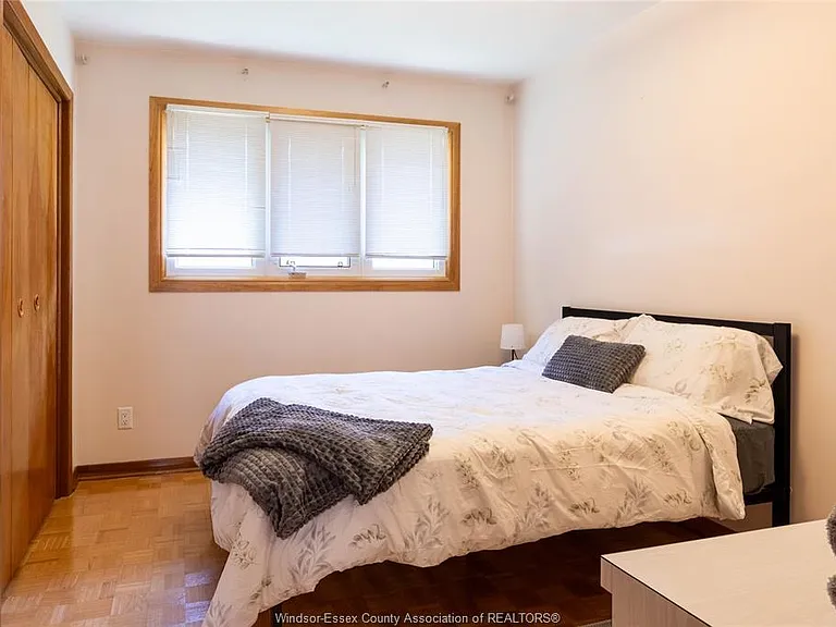 760 Wallace Ave — Photo 14