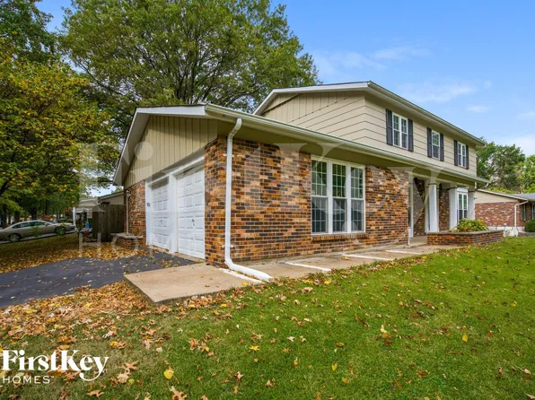 5511 Fireleaf Dr, Saint Louis, MO 63129
