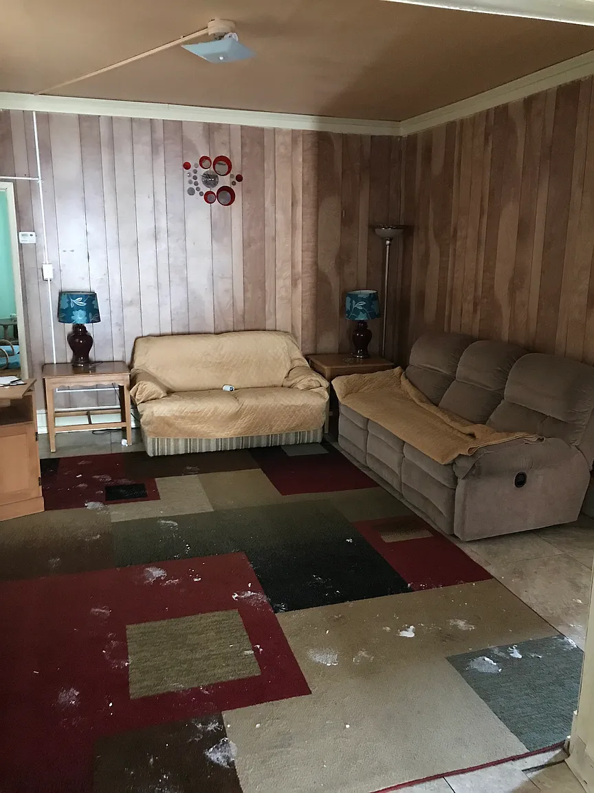 828 Grove Ave photo 1