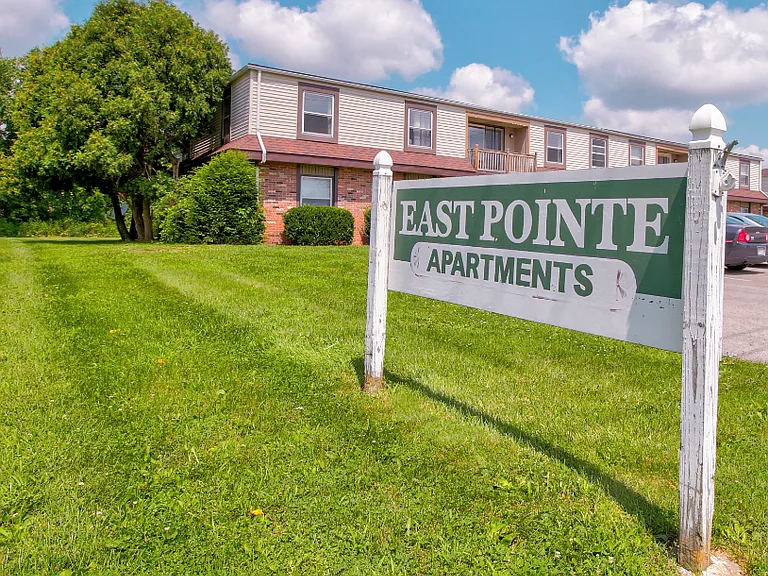 East Pointe — Photo 9