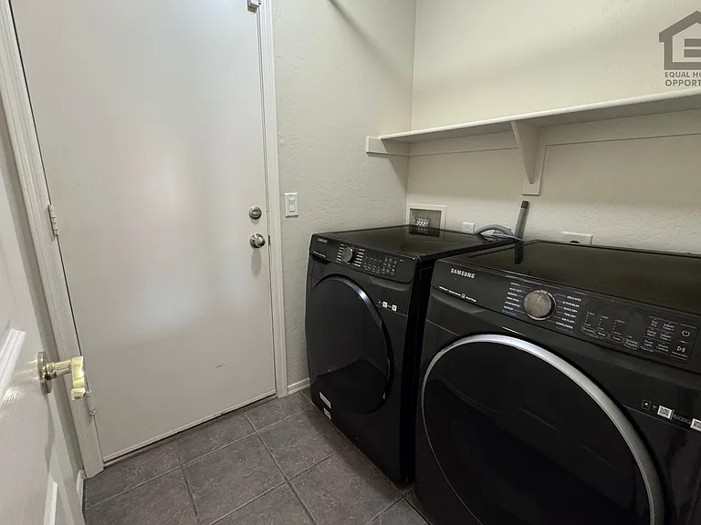 12614 W Avalon Dr — Photo 27