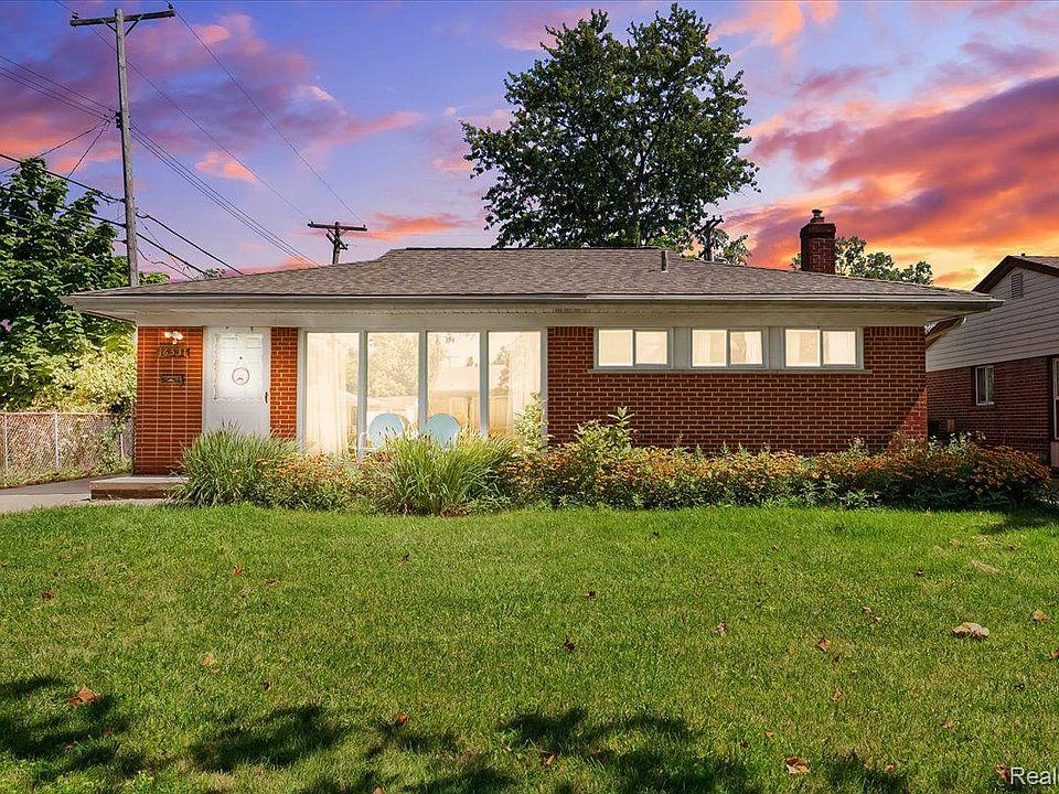 1st image of 16531 Traynor St