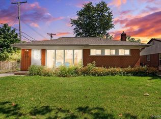 16531 Traynor St, Southgate, MI 48195