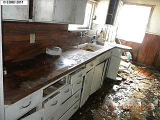 3rd image of 3328 Ohio Ave