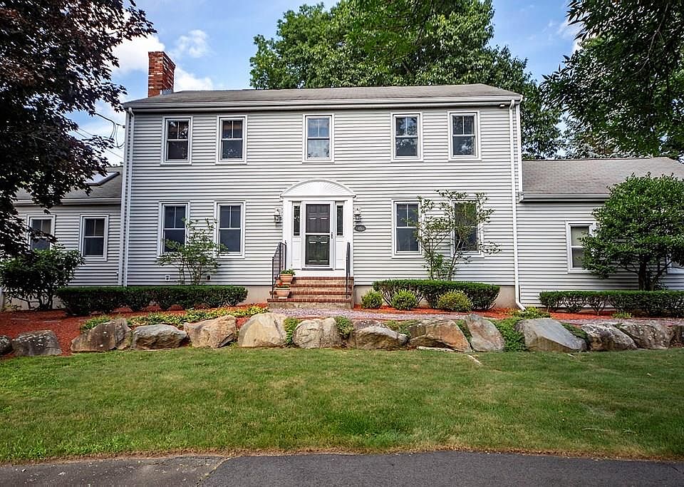 1st image of 15 Plantation Cir