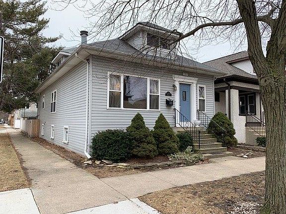 4th image of 1100 Marengo Ave