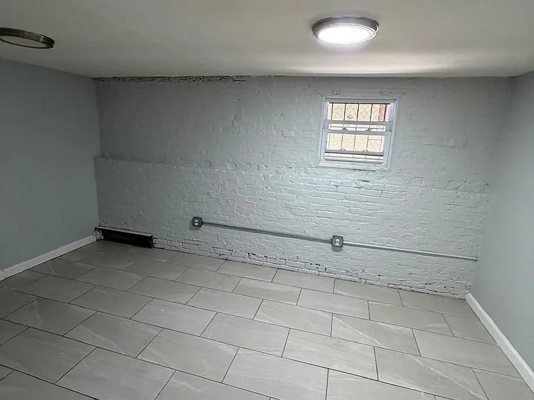 1633 Castleton Ave #K — Photo 5