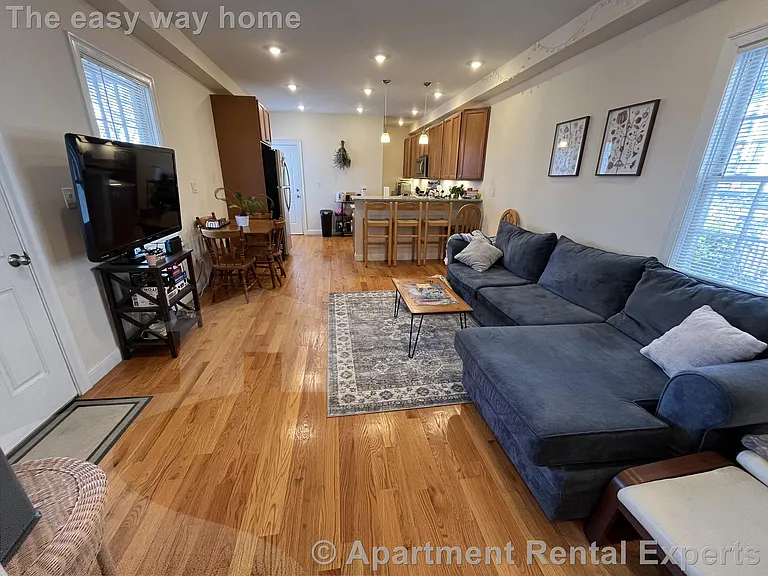 14 Flint St — Photo 12