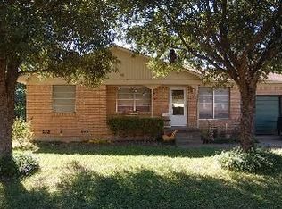 1112 Royal Oaks Dr, Waco, TX 76710