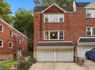 634 Green Ln, Philadelphia, PA 19128