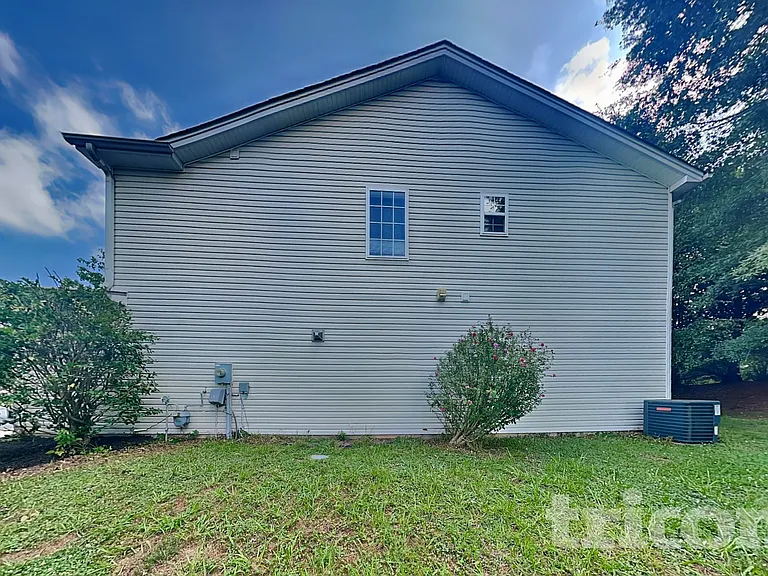 13706 Traherne Ct — Photo 16