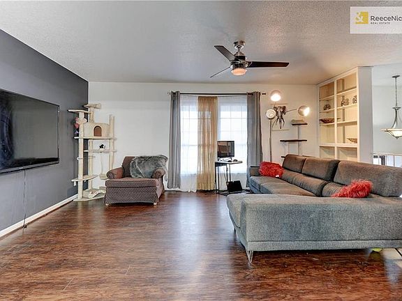 3rd image of 8912 Booth Ave