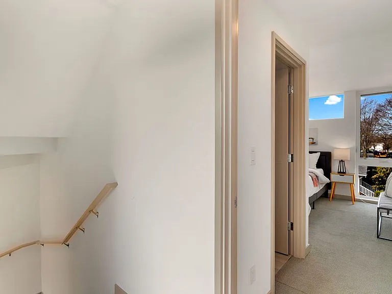 3415 Beacon Ave S #B — Photo 14