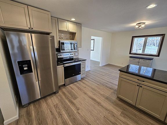 5th image of 2695 Timberlane Rd