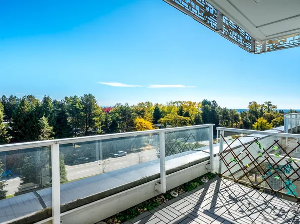 6677 Cambie St #602, Vancouver, BC V6P 0E6