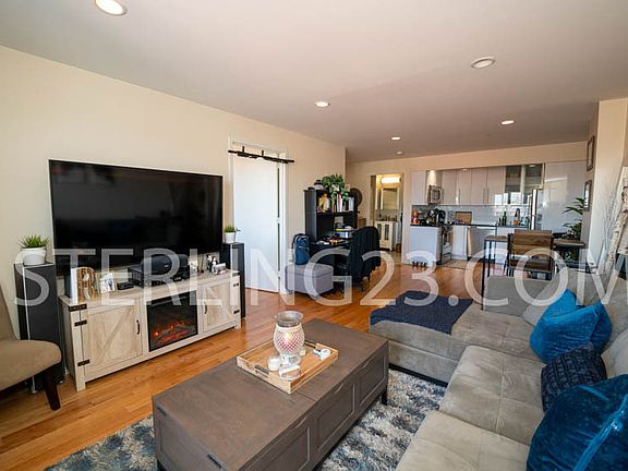 5th image of 23-15 Astoria Blvd #3F