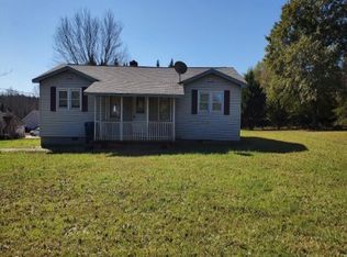 1240 W Oak Hwy, Westminster, SC 29693