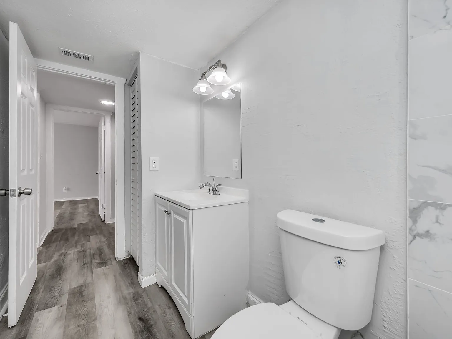 2 bed, 900 sqft, $1,395 — Photo 4