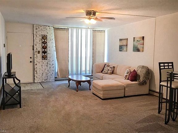 4th image of 2331 E Market St APT 107