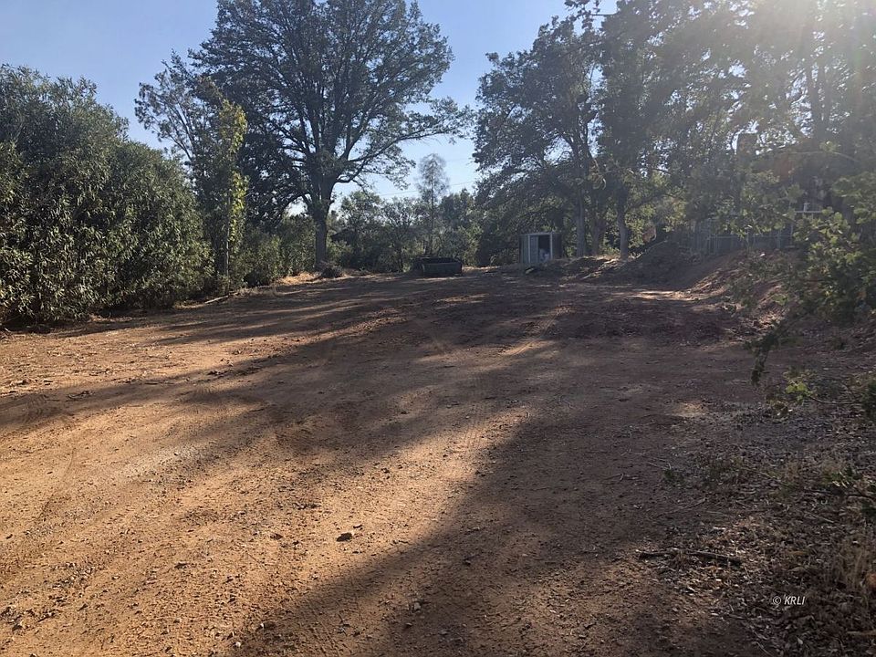 1st image of Woodland Dr