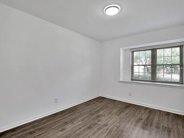 10513 Moorberry Ln — Photo 24