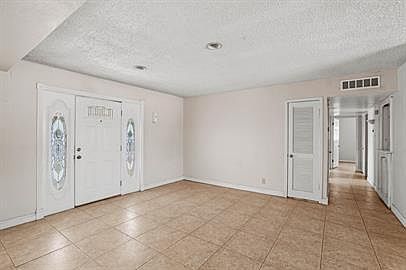 1st image of 544 Encino Dr