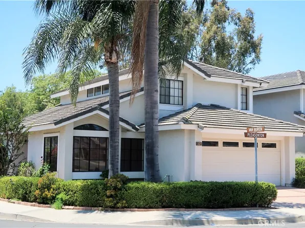 12 Pleasonton, Irvine, CA 92620