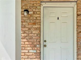 980 Sexton Dr, Stone Mountain, GA 30083