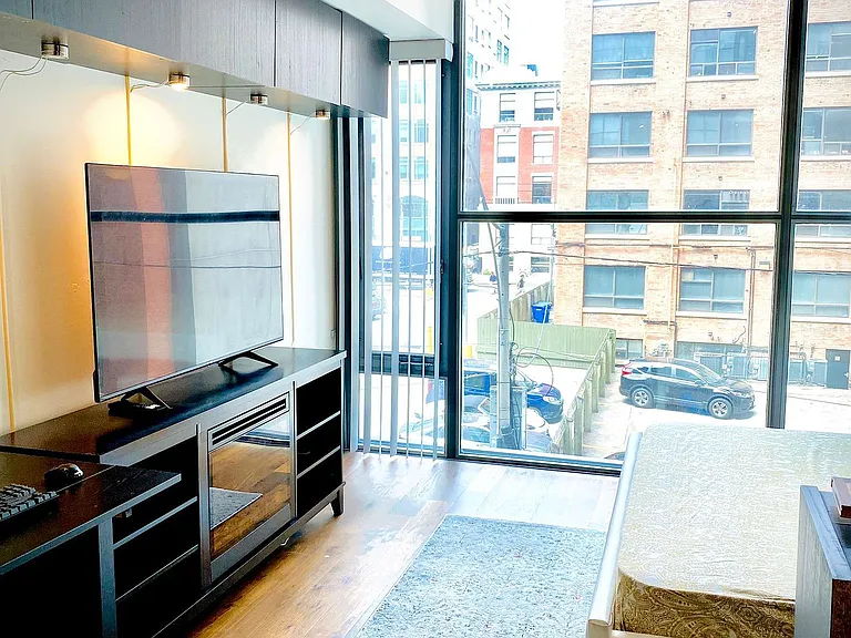 25 Oxley St #303 — Photo 5