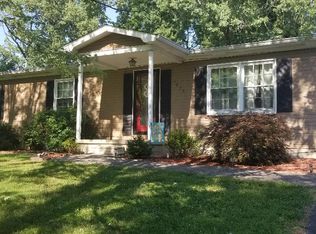 1050 Woodlawn Br, Madisonville, KY 42431