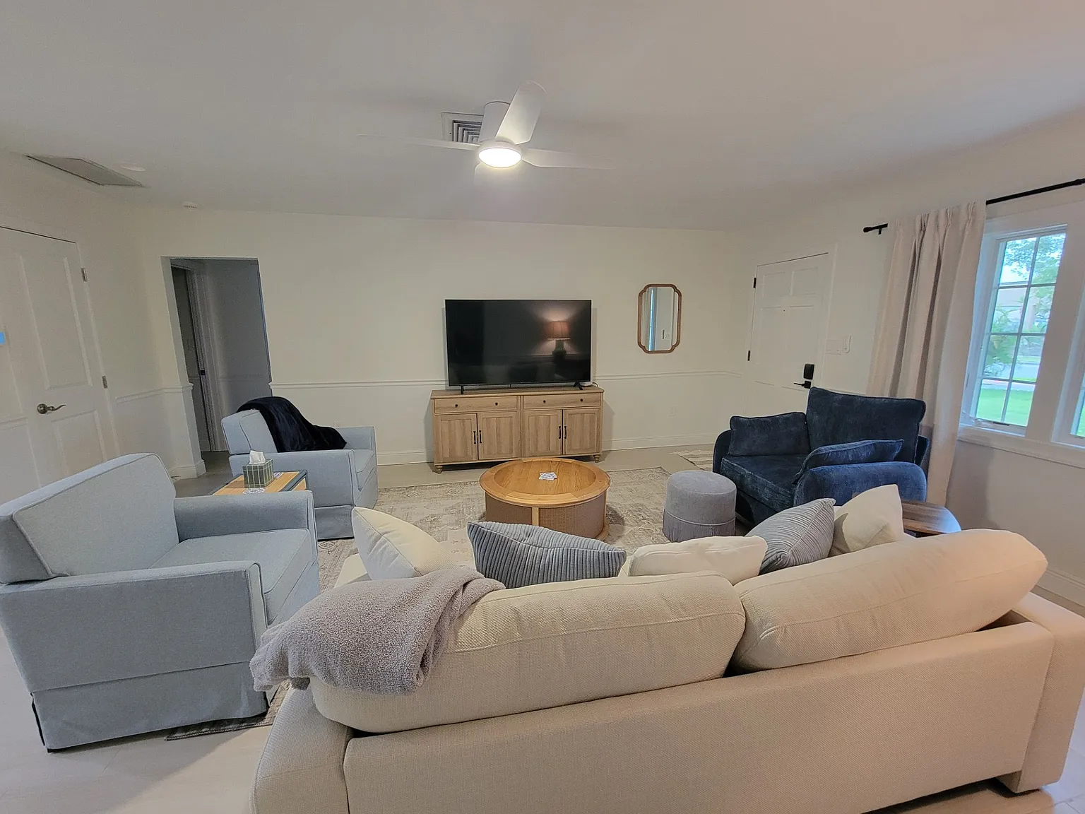 3 bed, 1377 sqft, $25,500 — Photo 3
