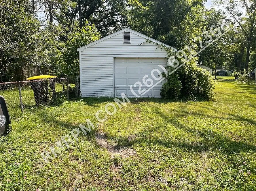 4414 Oliver Street - 1 — Photo 3